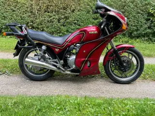 Yanaha XJ 750 Seca meget flot