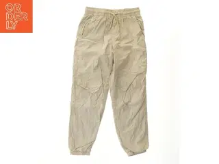Beige joggingbukser fra H&M (str. 146)