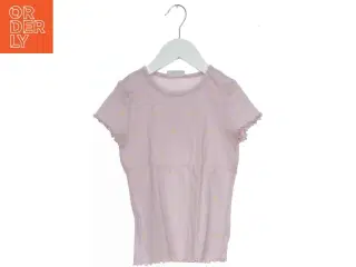 Lyserød T-shirt med Hjerter fra KappAhl (str. 128)