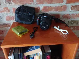 Nikon D3100 14.8 mp 64gb ram 18-55mm VR objektiv t