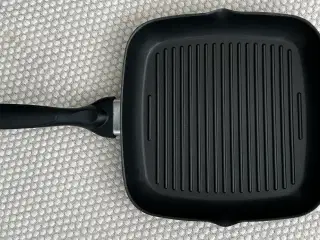Flot grillpande i støbejern