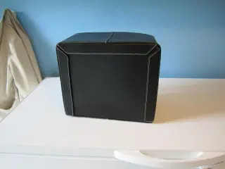 Læder opbevaringskasse i sort 