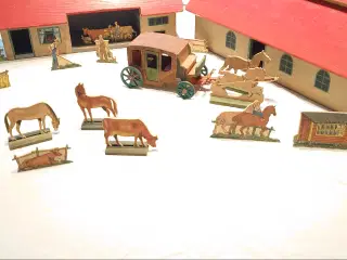 Sjælden gammel bondegård m.30 dele og 2 hestevogne