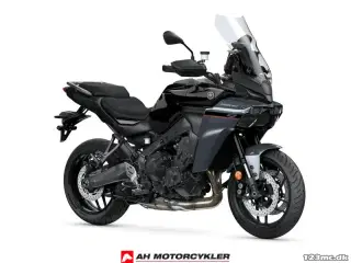 Yamaha Tracer 9 Midnight Black