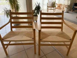 Wegner stole sælges