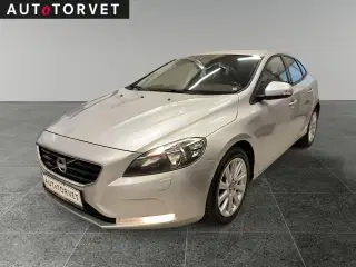 Volvo V40 1,6 D2 115 Kinetic