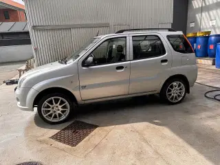 Suzuki Ignis 1.5 4x4