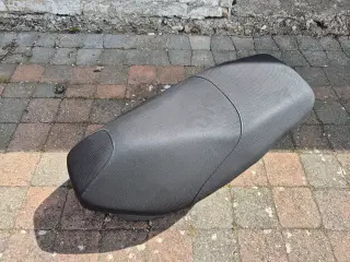 Pgo dr big / t-rex sæde og sædrum