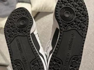 Adidas Originals Forum Mid