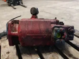 Case IH 2188 Hydrostatmotor 400475A2