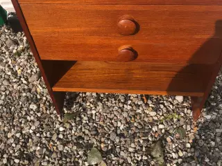 Teaktræ Kommode
