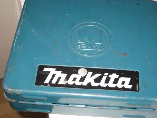 makita 6095 D    skruemaskine 9,6 v 