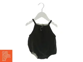 Fløjls heldragt fra Zara (str. 68)