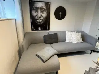 Grå flot sofa 