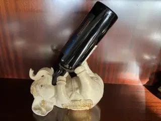 Øldrikkende Elefant