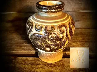 * Smuk lille vase - fra Michael Andersen & Søn