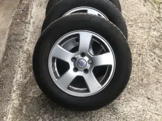 15 “ Alu 5x108 med nye goodyear dæk 185/65/15 