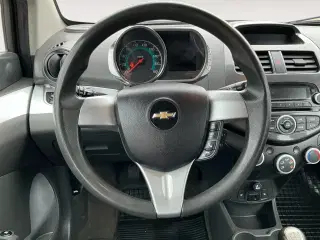 Chevrolet Spark 1,0 LT