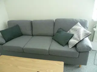 helt ny sofa gedved 3 personers aldrig brugt grå