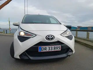 Toyota aygo 1,0 VVT-i x-cellence 5d