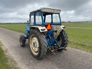 Ford 4000