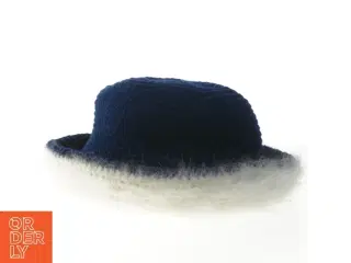 Hæklet hat med kant