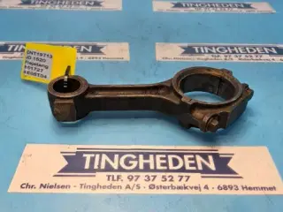 John Deere 1520 Plejlstang R51727