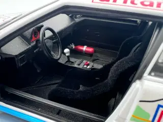 1980 BMW M1 #83 LM / IMSA - MINICHAMPS - 1:18