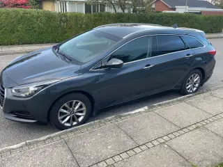 Hyundai i40 1,7 Crdi 5 Dørs 141. Trend DCT. 1.ejer