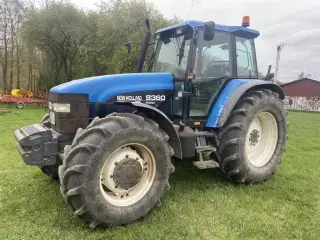 New Holland 8360 kørt 10.600 timer. Anden dækmontering medfølger