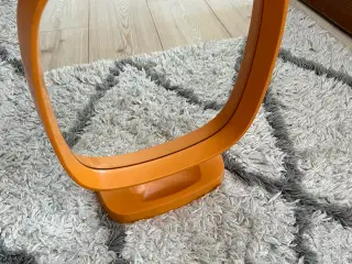 Vintage orange makeupspejl fra 1970’erne 