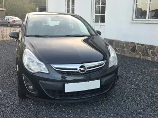 Opel Corsa 1,4 16v Cosmo 