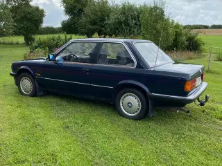 BMW 318 i 