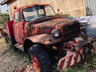 Dodge 4x4 projekt