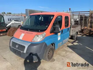 Fiat Ducato  Dobbeltkabine - Kran 800 kg