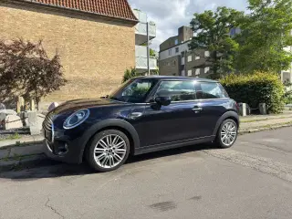 MINI Cooper 1,5 Essential aut.