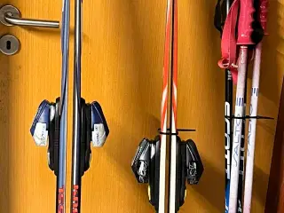 2 sæt slalomski med stave