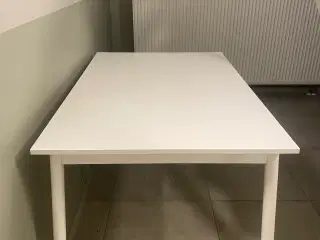 KINNA Spisebord fra Jotex