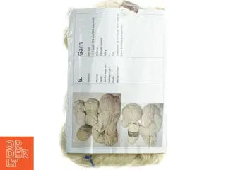 Garn i ren uld (et ngl blandet), råhvid (500 gram)