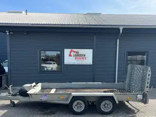 Ifor Williams GH 126 Maskintrailer