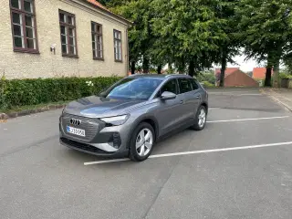 Audi Q4 e-tron 45 Attitude