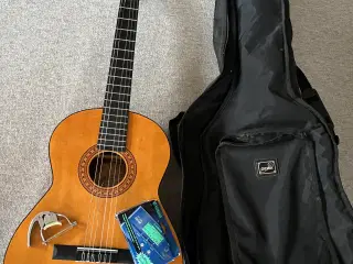 Guitar Admira - Paloma