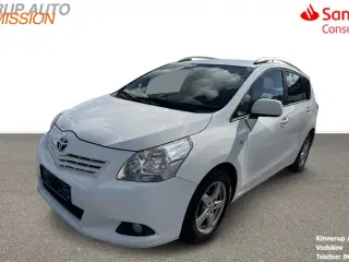 Toyota SportsVan 2,0 D-4D DPF T2 126HK Van 6g
