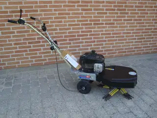 Kwern Greenbuster Home 550 fliserenser