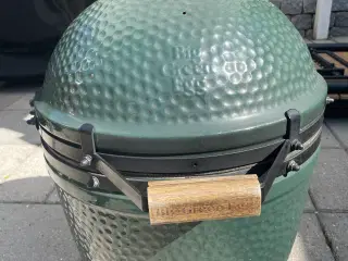 Big Green Egg (Medium)