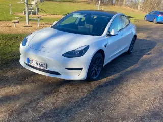 Tesla Model 3  Standard Range+ RWD