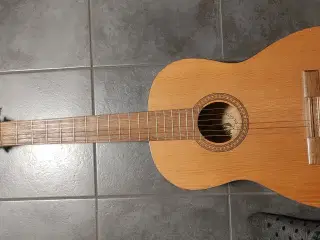 Oscar Teller klassisk guitar