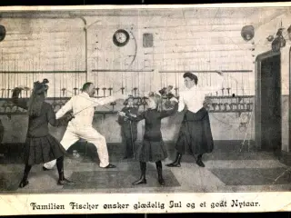 Familien Fischer ønsker glædelig Jul og et godt Nytår - Qvist u/n - Brugt - Julemærke  24/12 - 1906