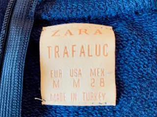 Blå Zara bluse (str. M)
