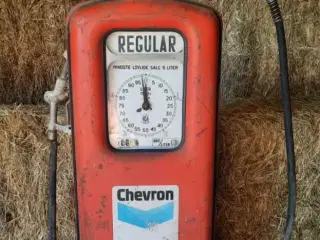 Tankstander sælges (Chevron)